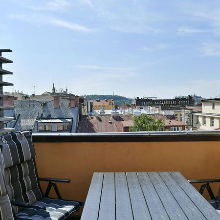 Luxury Central Penthouse With Sauna, Terrace, 250M2, 5Bdrm, 3Bthrm Praga Exterior foto