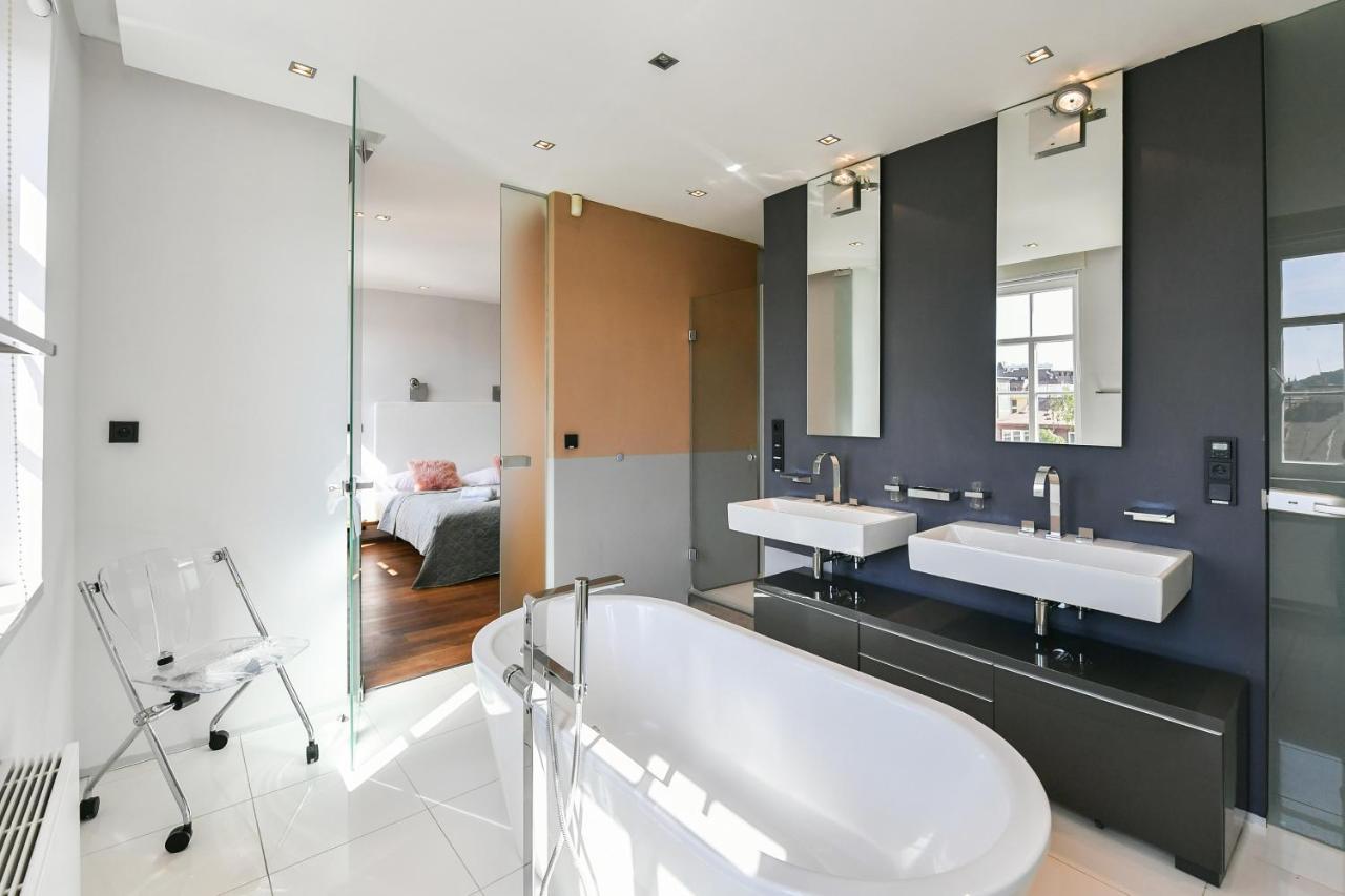 Luxury Central Penthouse With Sauna, Terrace, 250M2, 5Bdrm, 3Bthrm Praga Exterior foto